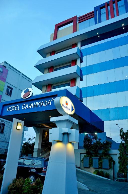Hotel Gajahmada Pontianak Exterior photo